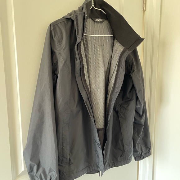 The North Face Women’s Rain Jacket - Picture 3 of 5